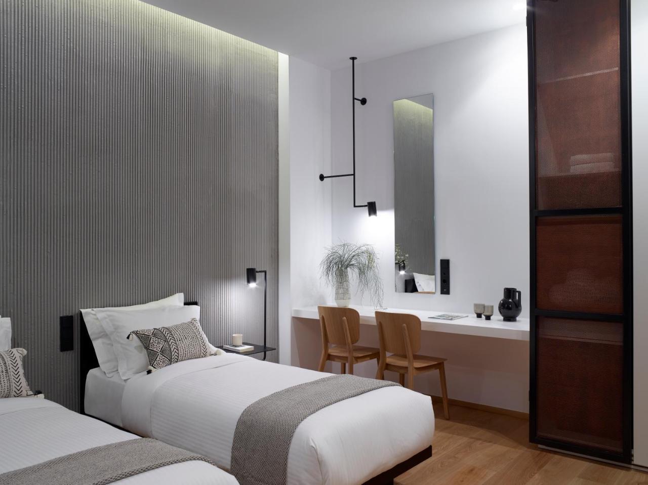 Deluxe Double Room City View