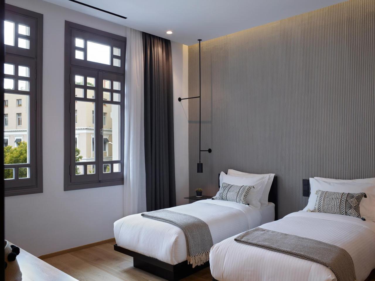 Deluxe Double Room City View